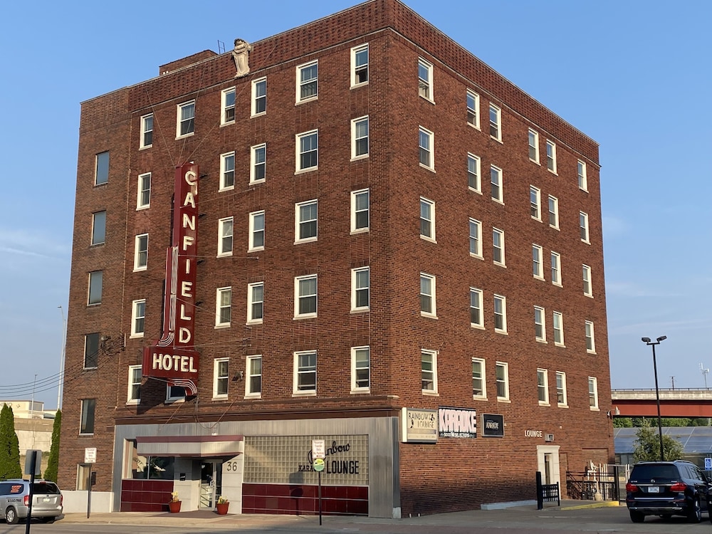 Canfield Hotel - carbon neutral hotel in Dubuque