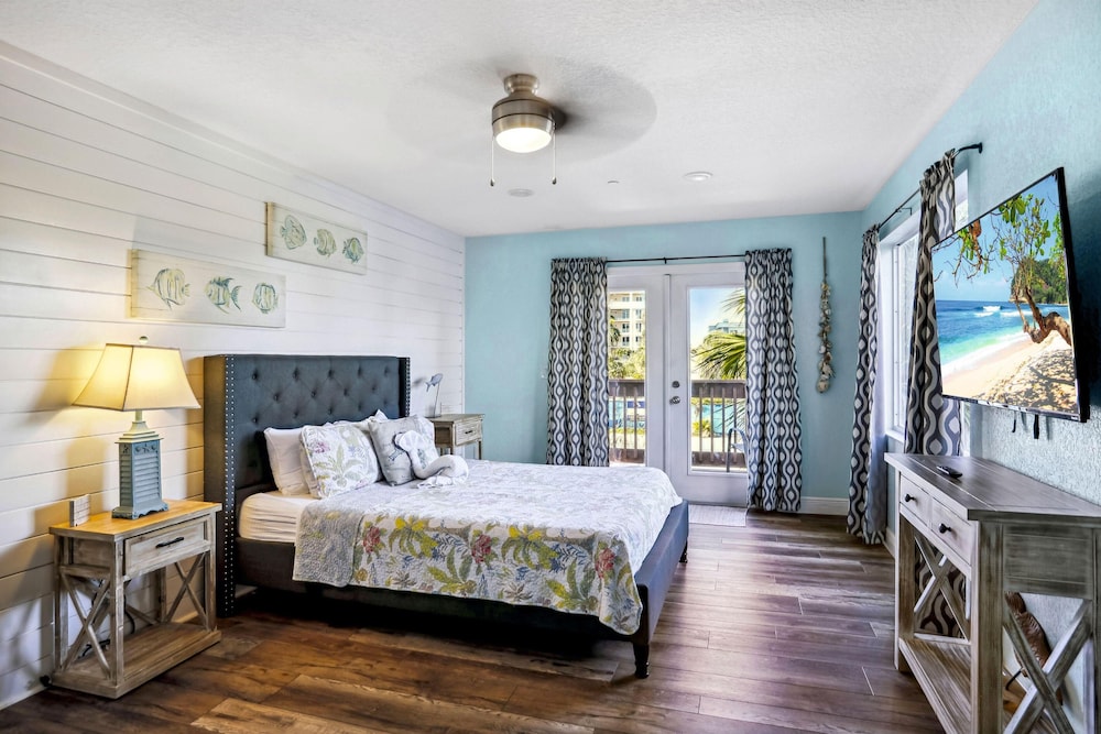 Beach Life 5 in Saint Pete Beach, United States