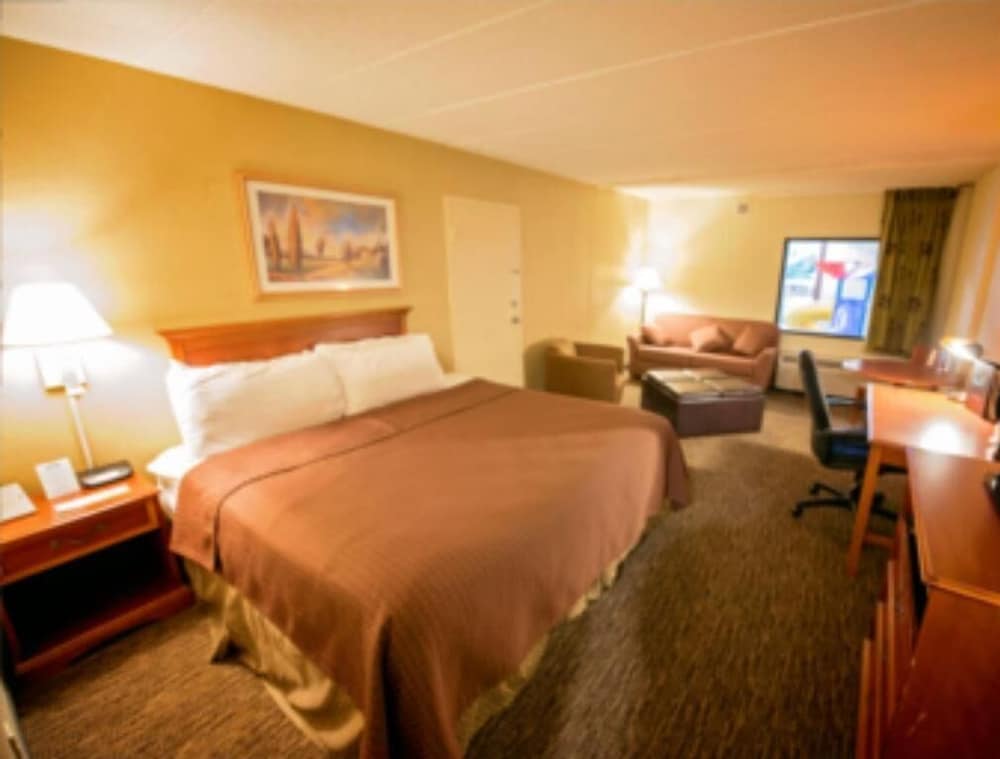 Brookings Inn - photo 8