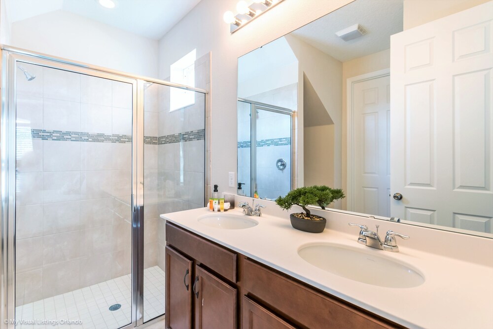 1570 Carey Palm Circle - photo 61