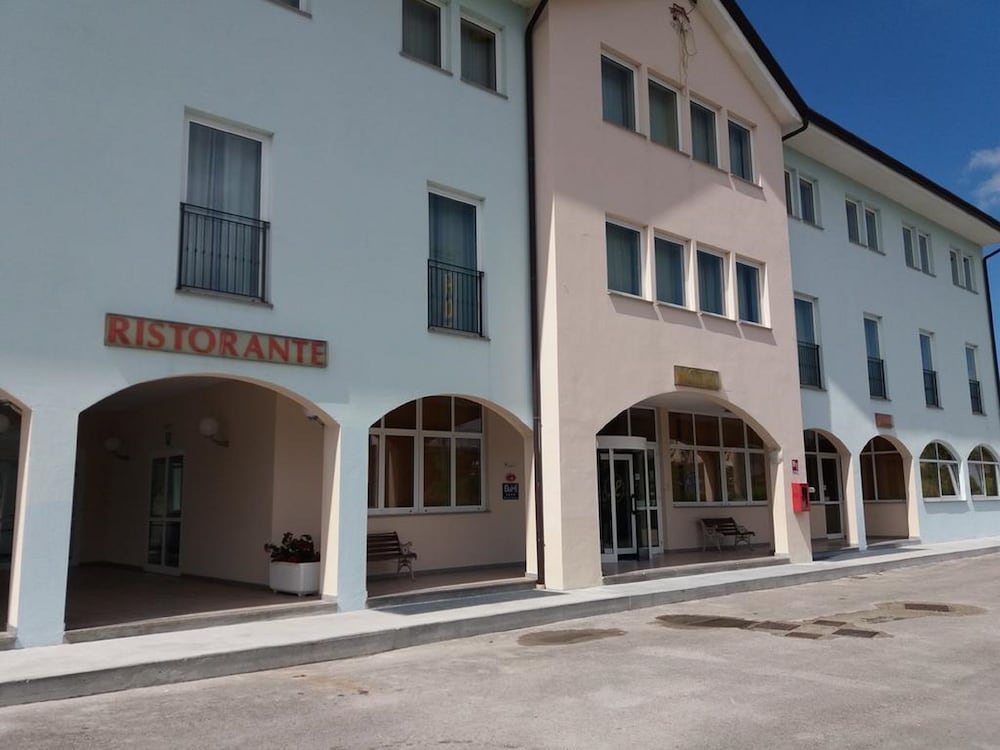 Risthotel Airport — hotel near Trieste Airport