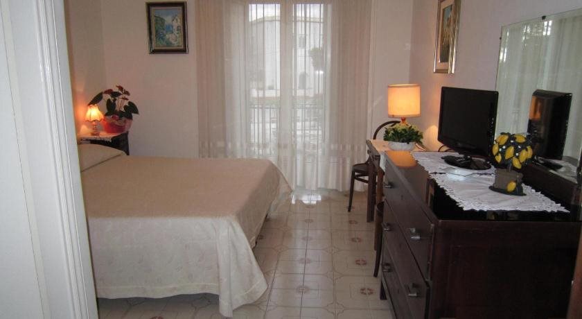 Pensione Italia — Capri — photo 2