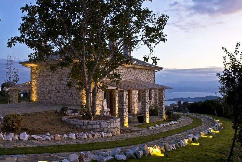 Mikros Vorias Small Luxury Suites in Portaria, Greece