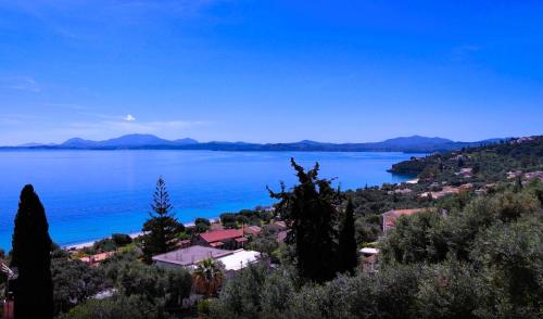 Villa Regina — 4-Star Luxury Hotel in Corfu, Greece