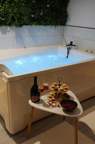 L'Alchimie - last minute hotel in Unknown City