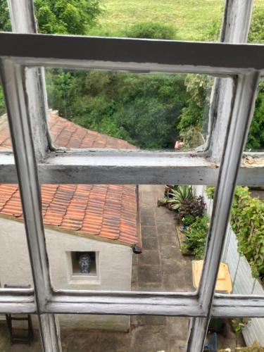 Holmedale Cottage with outdoor terrace in the heart of Robin Hoods Bay