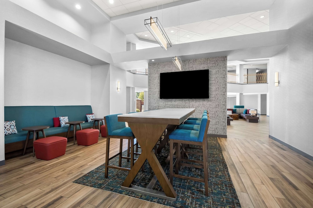 Hampton Inn & Suites Phoenix Gilbert - photo 58