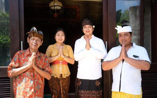 Villa Layang Bulan a homey guesthouse for men near the beach in North Kuta — 4-Star Luxury Hotel in Denpasar, Indonesia