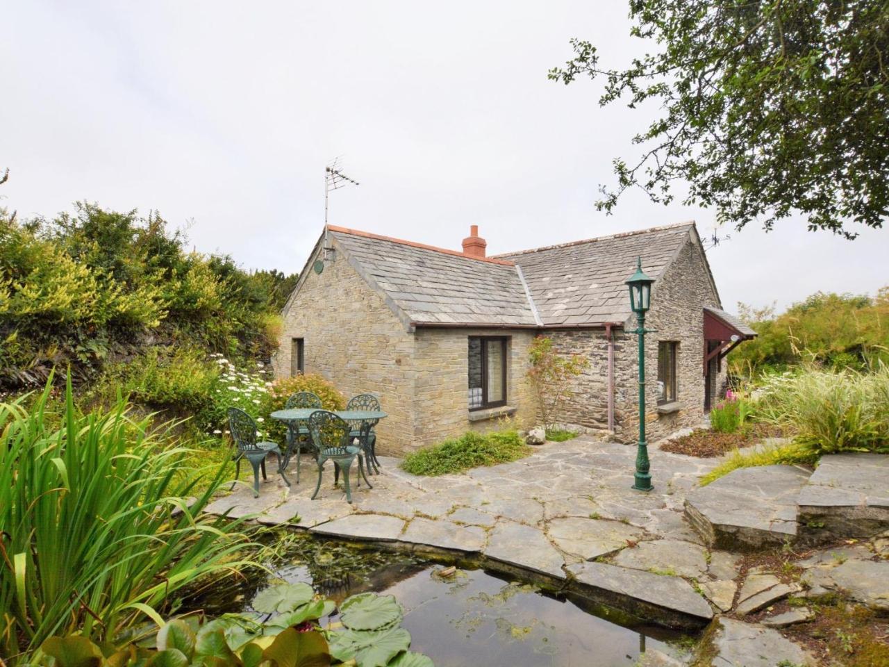 3 Bed in Padstow 51214 in Padstow, United Kingdom