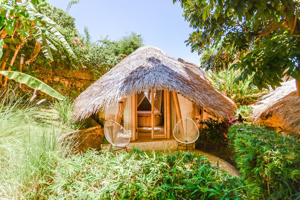 Le Bamboo Bali — 4-Star Luxury Hotel in Pecatu, Indonesia