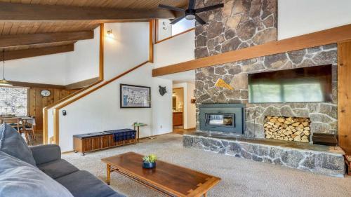 Crag 01 — Sunriver — photo 3