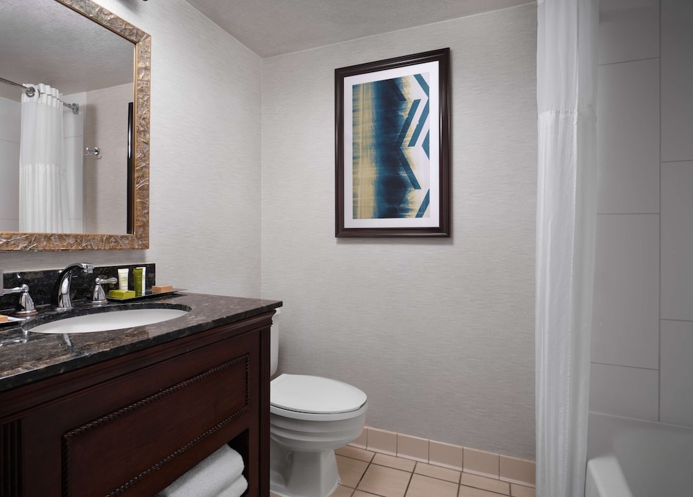 Hilton Fort Collins - photo 33