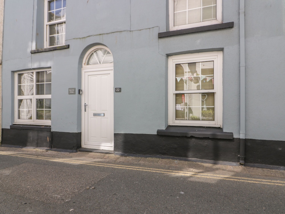 Blue Crab Cottage — 4-Star Luxury Hotel in St Austell, United Kingdom