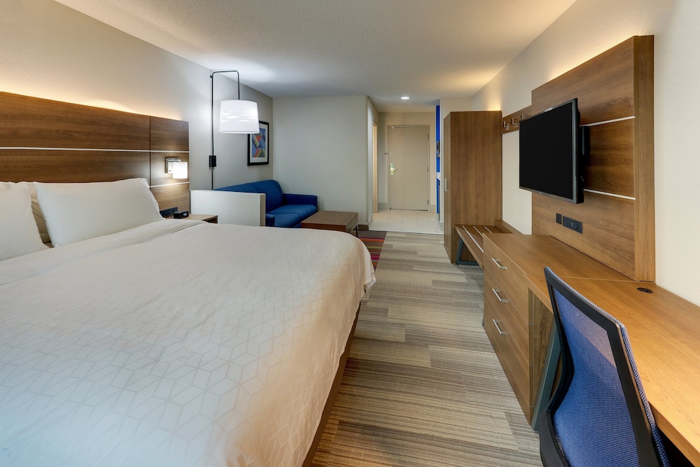 Holiday Inn Express Cincinnati North Monroe by IHG - photo 9