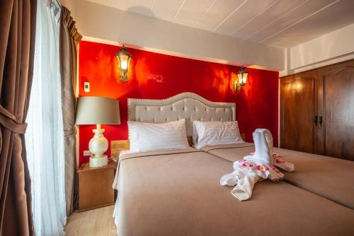 Infinite Hotel