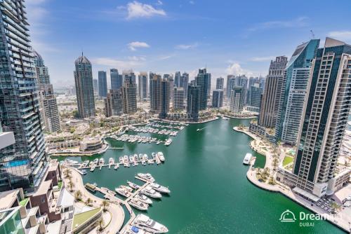 Dream Inn Damac Heights by Fendi — 4-Star Luxury Hotel in Dubai, United Arab Emirates