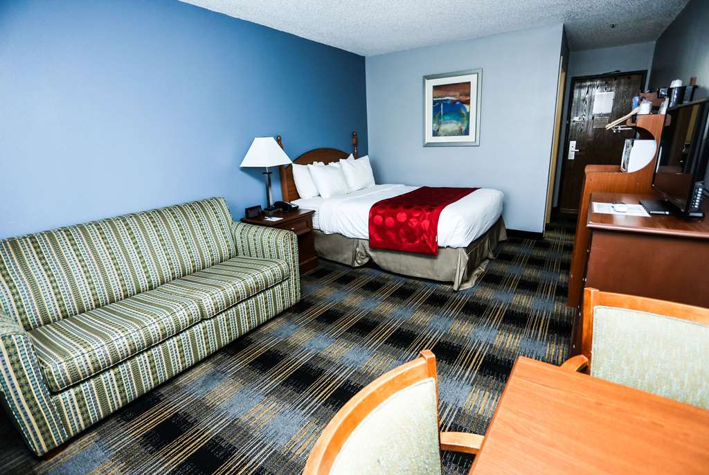Super 8 by Wyndham Villa Rica - photo 13