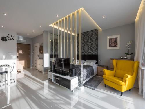 Black Pearl Apartment — 4-Star Luxury Hotel in Krakow, Poland