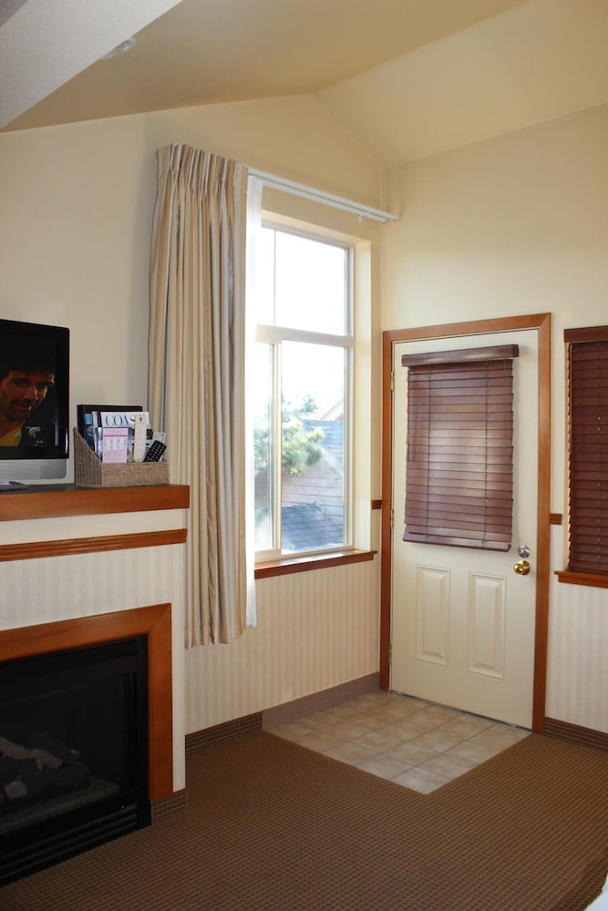 Inn at Cannon Beach - photo 29