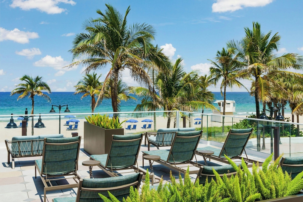 Courtyard by Marriott Oceanside Fort Lauderdale Beach - photo 46