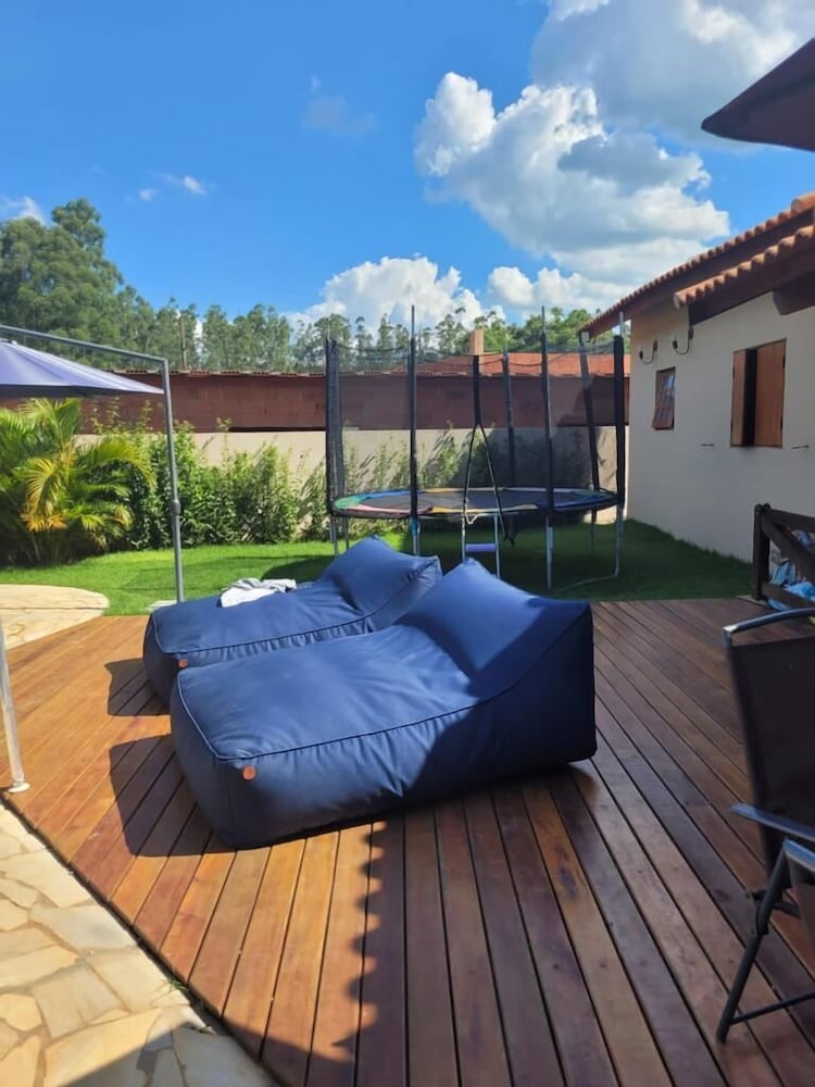 Linda Casa de Campo Nova em condomínio com piscina aquecida — Porangaba — photo 3
