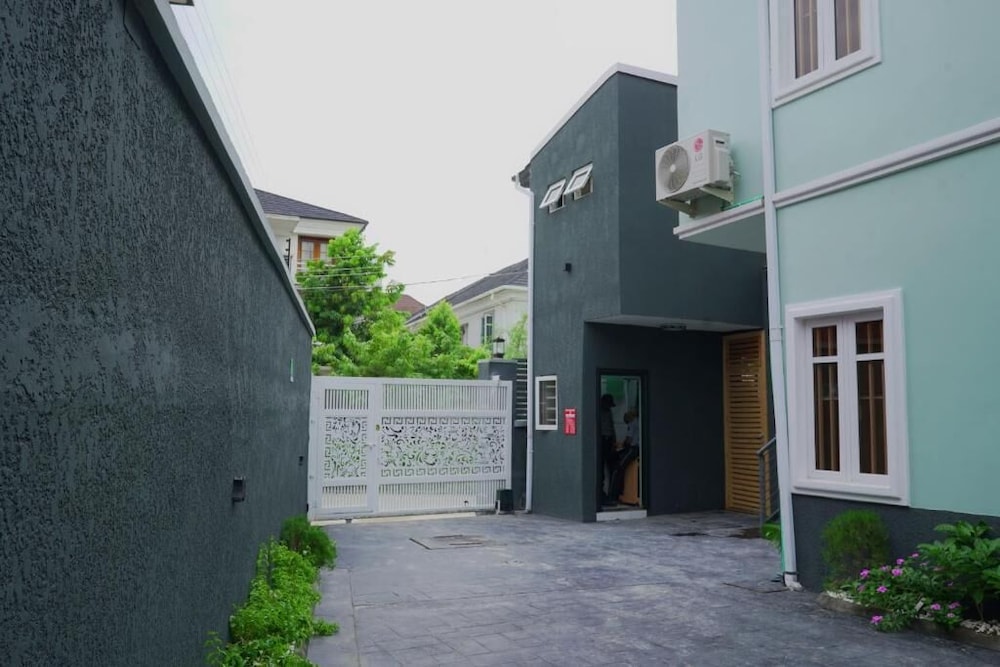 3H Villas Hotel & Luxury Apartment in Epe, Nigeria