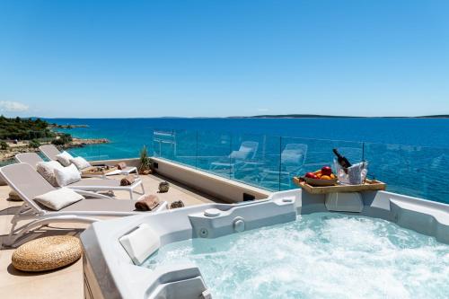 Villa Natura luxury apartments — 4-Star Luxury Hotel in Kolan, Croatia