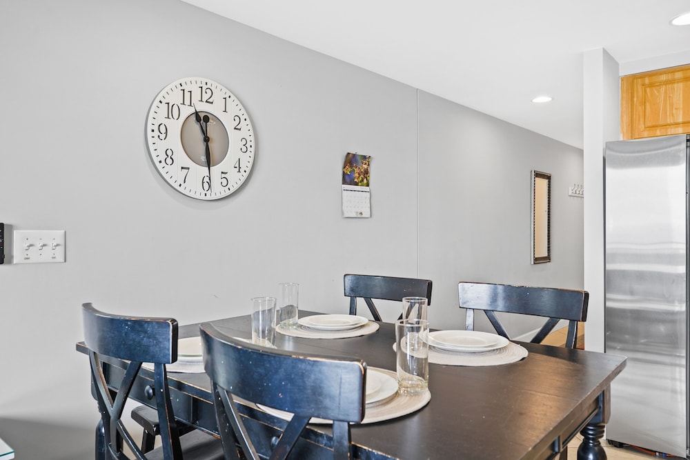 Splash Beach Resort by Book That Condo - photo 37