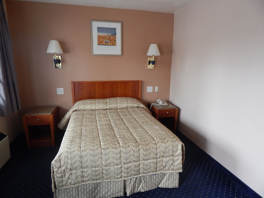 Bay Bridge Inn - photo 6