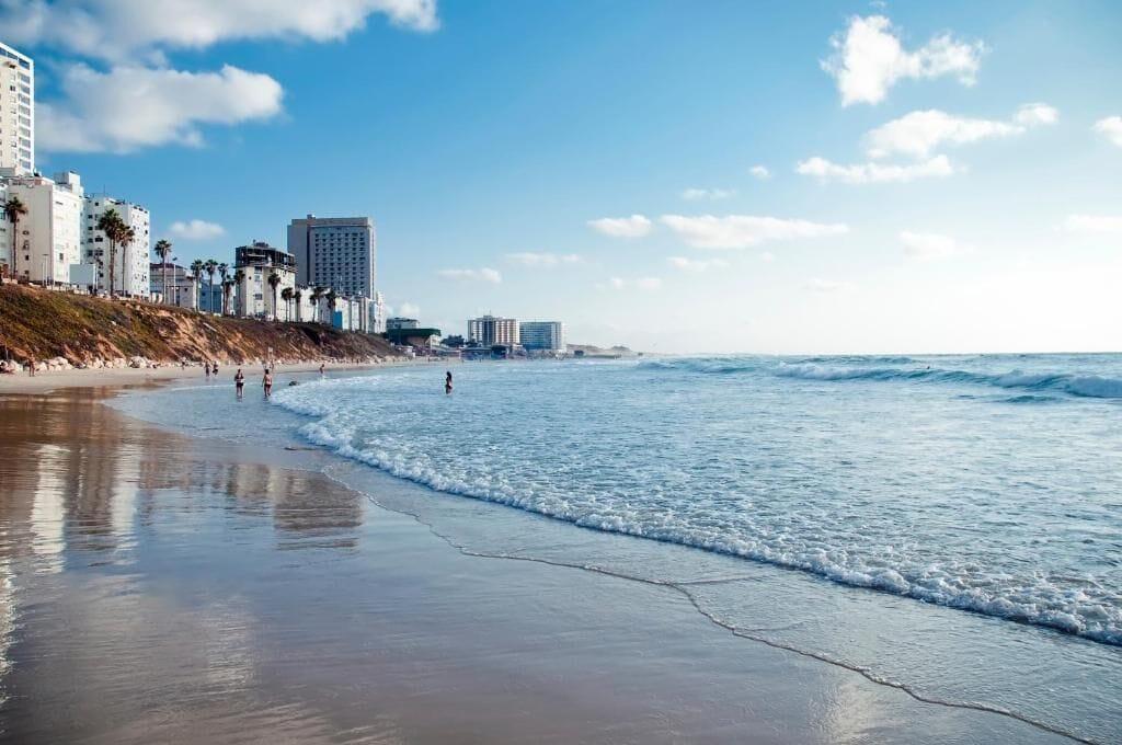 Arena by the Beach — 4-Star Luxury Hotel in Bat Yam, Israel
