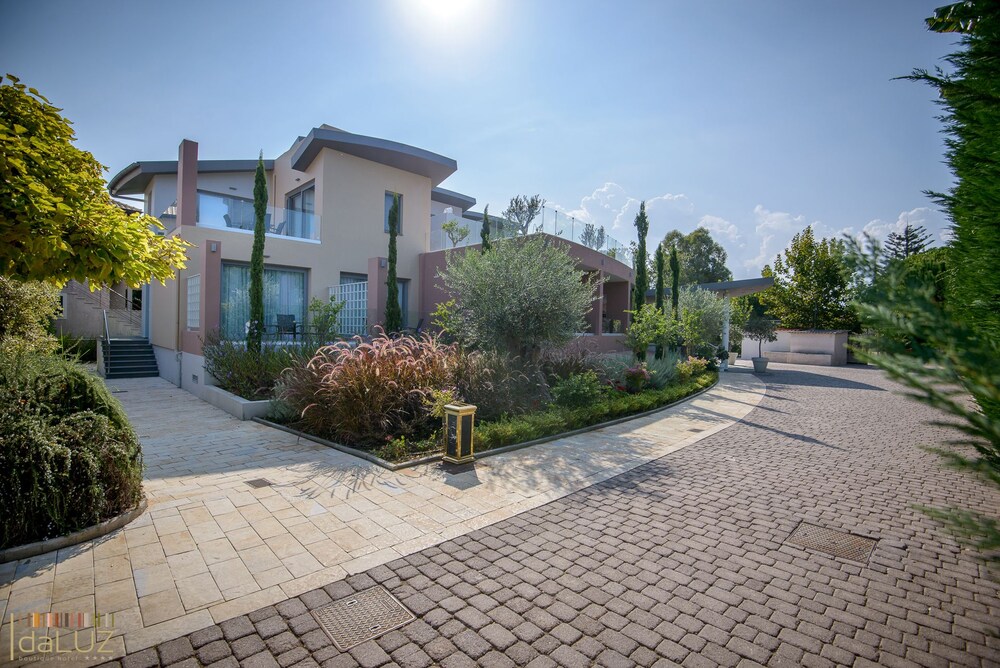 שטחי חוץ / גן