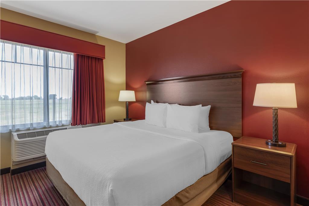 Best Western Plus Hudson Hotel & Suites - photo 19