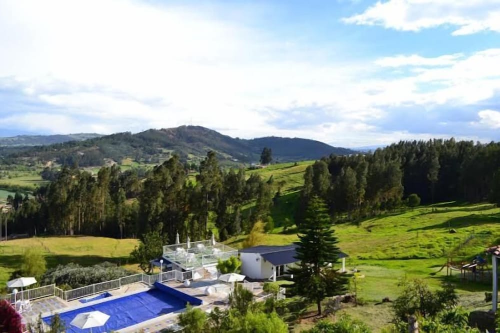 Miravalle Suites - carbon neutral hotel in Paipa