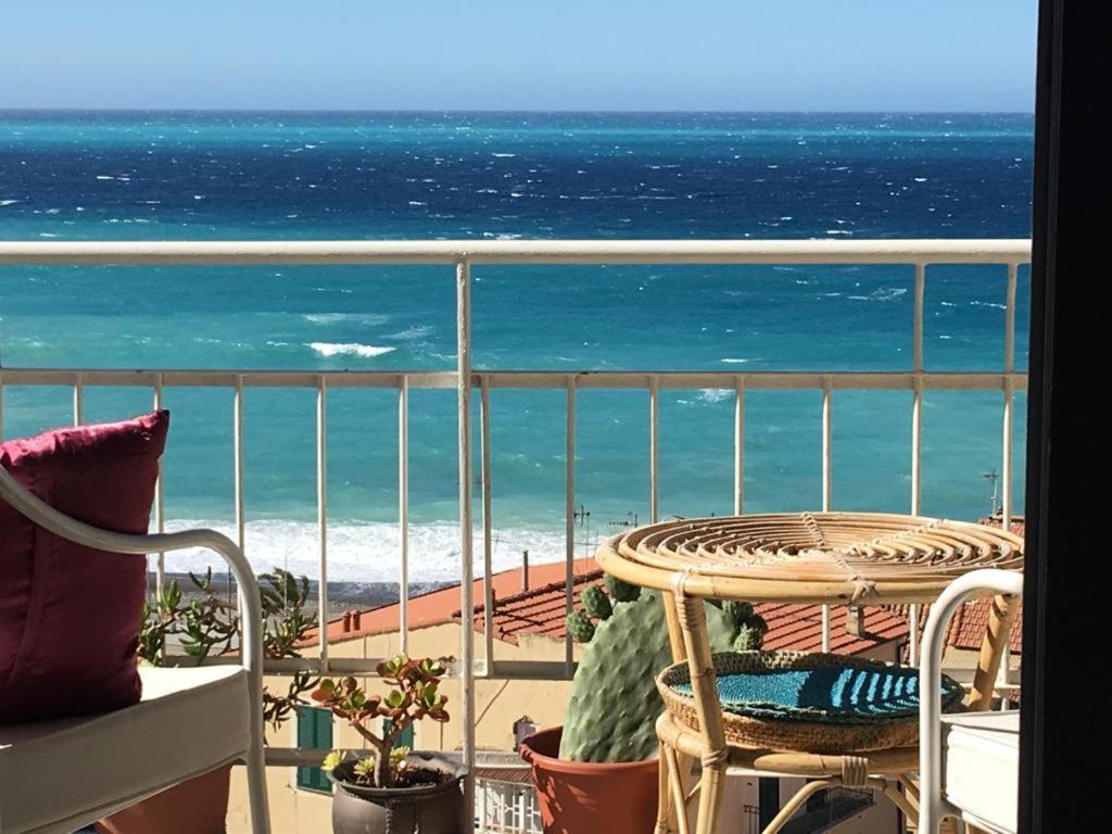 Address Home I Colori Del Mare — 4-Star Luxury Hotel in Ospedaletti, Italy