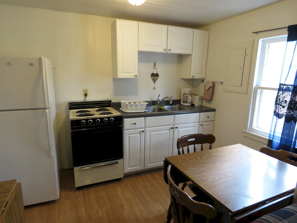 Robins Roost Cabins - photo 5