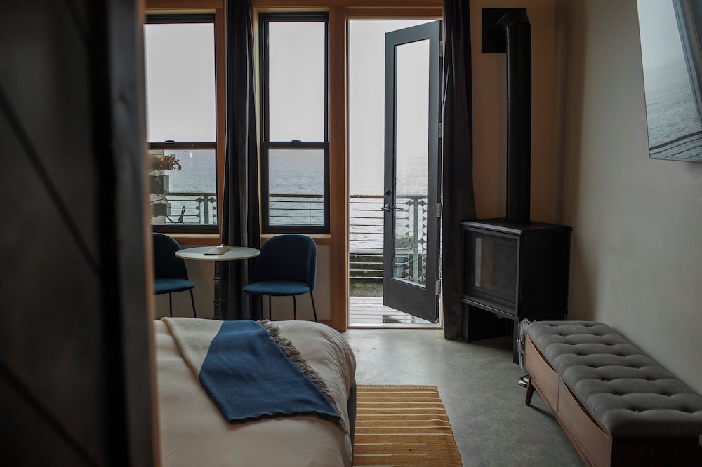 Bowline Hotel - photo 81