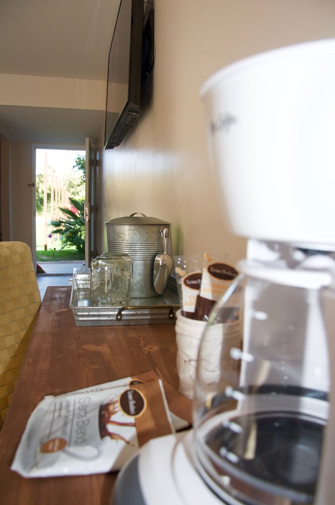 Delos Reyes Palm Springs - photo 22