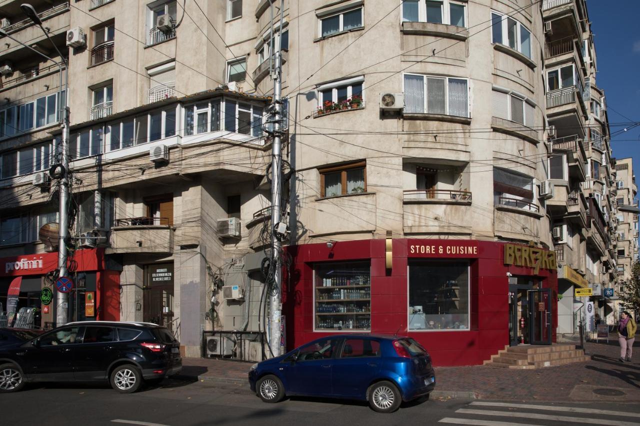 Lion's Unirii Apartment — 4-Star Luxury Hotel in Bucharest, Romania