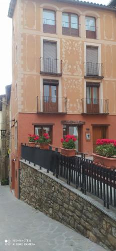 L'urdet - carbon neutral hotel in Unknown City