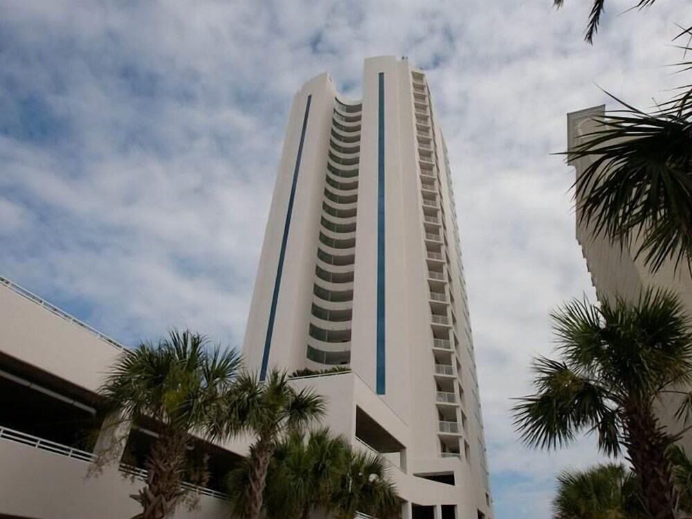Island Tower 1001 3 Br condo by RedAwning - photo 37