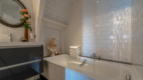 De Ginkgo in het hart van Hoorn — 4-Star Luxury Hotel in Hoorn, Netherlands