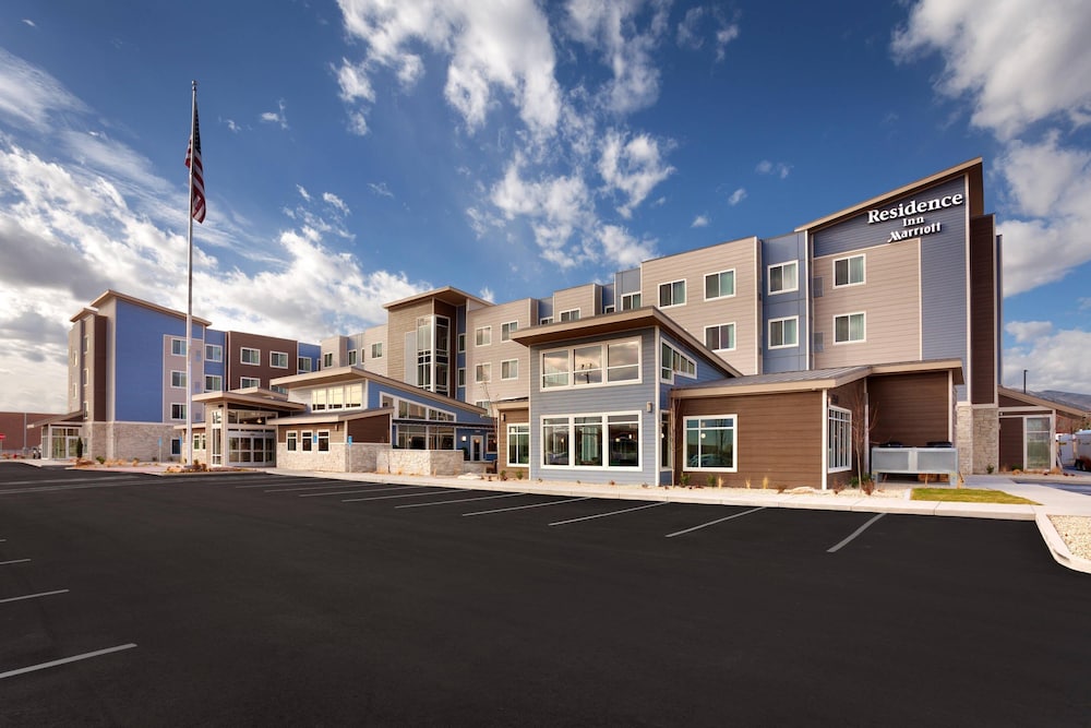 Residence Inn Detroit Sterling Heights - photo 2