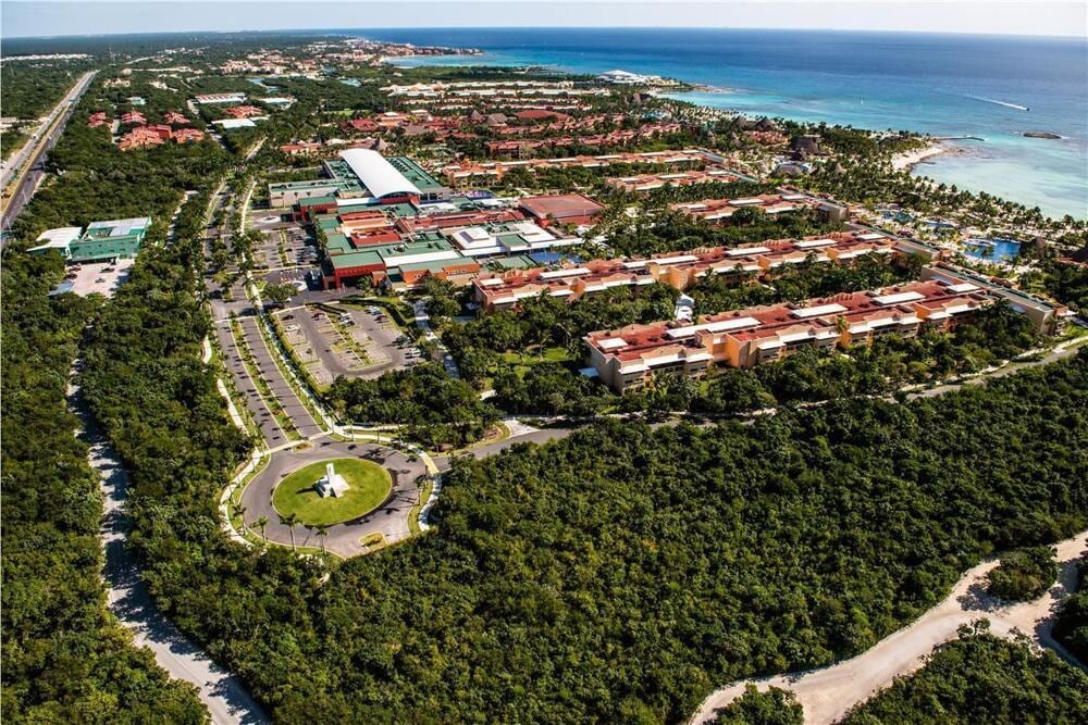 Barcelo Maya Grand Resort — Puerto Aventuras