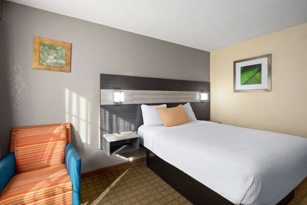 Travelodge by Wyndham Perry National Fairgrounds Area I 75 - photo 16