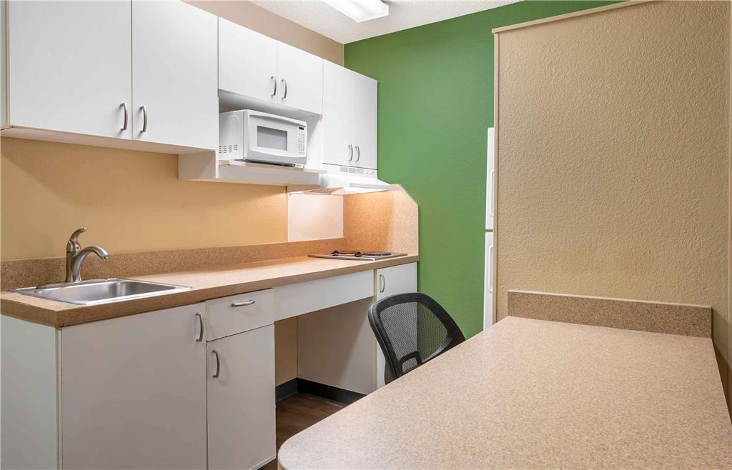 Extended Stay America Suites Toledo Holland - photo 31