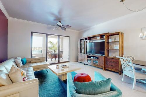 Shore To Please — 4-Star Luxury Hotel in Marco Island, United States