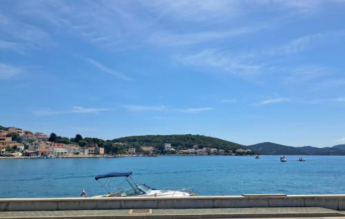 1 Bedroom Nice Home In Tisno — 4-Star Luxury Hotel in Tisno, Croatia