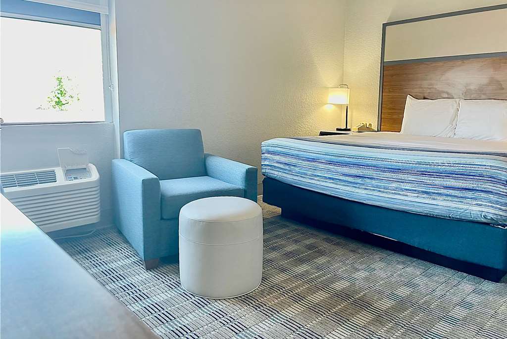 AmericInn by Wyndham Branson & Conference Center - photo 21