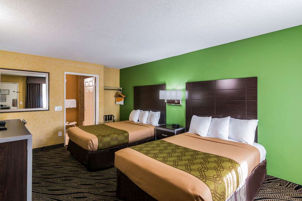 Econo Lodge Hesperia Victorville I 15 - photo 9