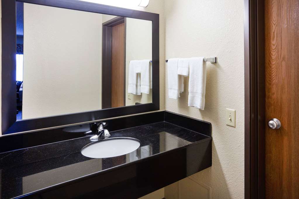 AmericInn by Wyndham Plover Stevens Point - photo 12